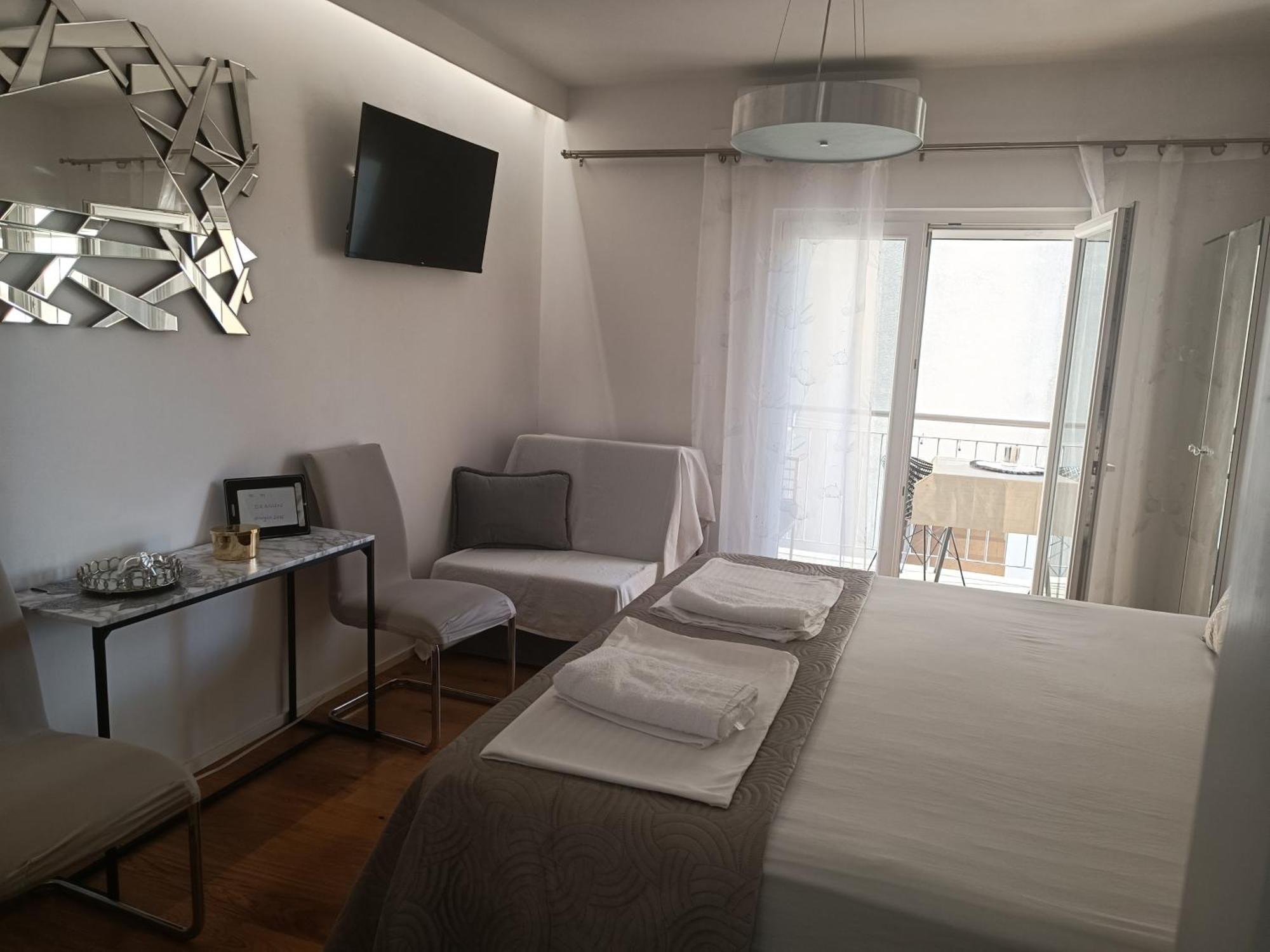 Apartment Golden Sunrise - 4 Ul.Petra Svacica11 Baška Voda Eksteriør bilde